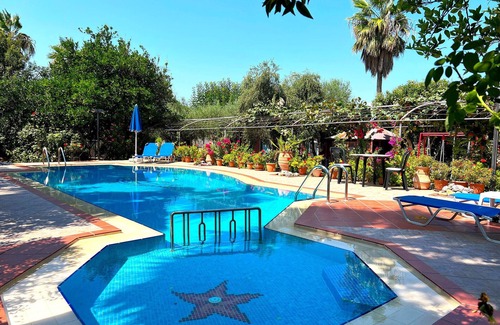 Varipetron Villa | Maros Spitaki