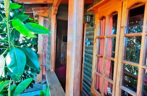 Bucalemu Cabin | Marquesana cabin steps from the beach
