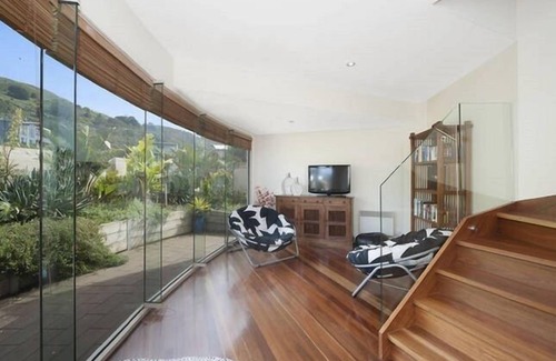 Apollo Bay House | Marriners View in Apollo Bay