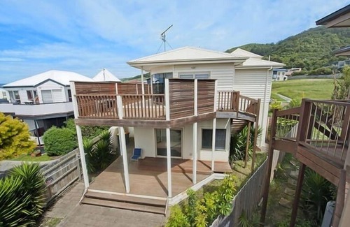 Apollo Bay House | Marriners View in Apollo Bay