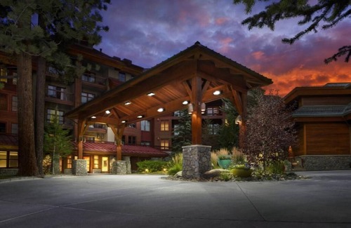 South Lake Tahoe Condo | Marriott/Heavenly Resort Studio Condo w/own private hallway.