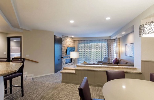 Palm Desert Resort | Marriott's Desert Springs Villas I 1 Bedroom - Many Dates Available!