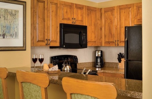 Vail Villa | Marriott Streamside Evergreen 3 nights April 18th - April 21th 2024