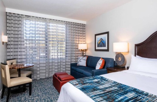 South Lake Tahoe Apartment | Marriott Timber Lodge - 2 Bedroom - Ski in/out at Heavenly Lake Tahoe - Sleeps 8