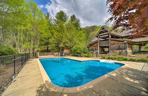Wolf Laurel House | Mars Hill Cabin with Pool Table about 2 Mi to Wolf Ridge