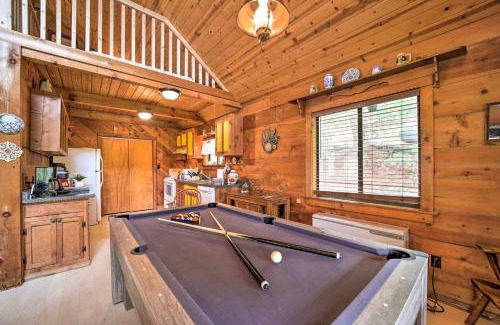 Wolf Laurel House | Mars Hill Cabin with Pool Table about 2 Mi to Wolf Ridge