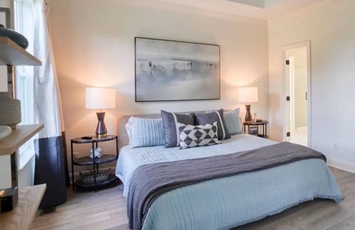 Fayetteville House | Mars Landing- 4-bedroom house in enchanting Fayetteville with fitness room