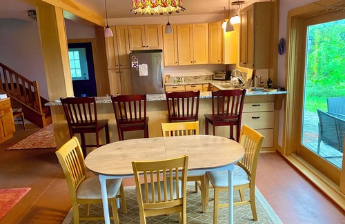 Cabot House | Marshfield/Cabot Unique Eco Friendly Home on 11 acres