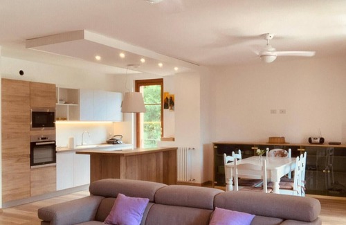 Gonte Apartment | Martin apartment with pool in Oggebbio