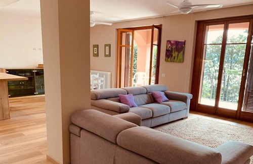 Gonte Apartment | Martin apartment with pool in Oggebbio
