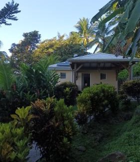 Le Lamentin House | Martinique La petite maison dans la Colline