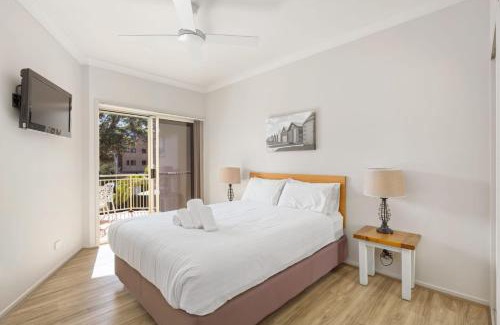 Nelson Bay Apartment | Martys Little Beach No11