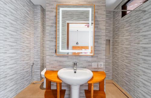 Tampaksiring Villa | Maru Fortuna Villa by Moria