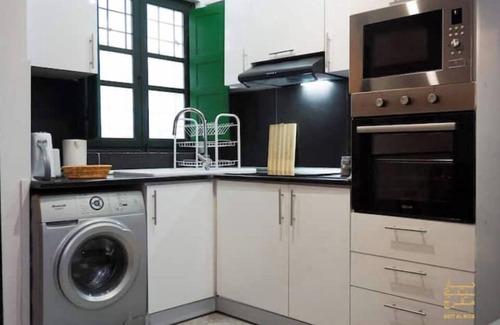 Souks House | Marvelous 1-bedroom house in Tunis with WIFI