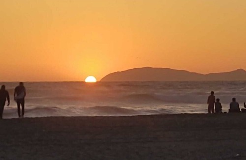 Rosarito Condo | Marvelous 3-bedroom condo with WiFi in Playas de Rosarito and more.