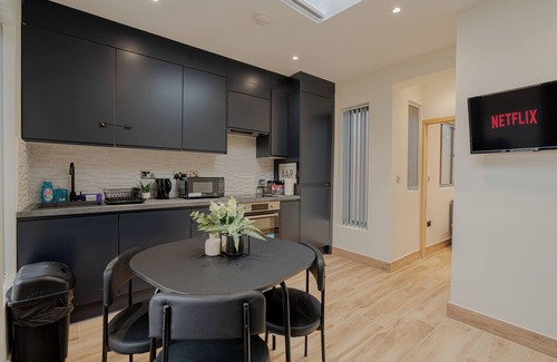 Enfield Highway Condo | Marvelous condo in Enfield, Free WiFi, Free Parking
