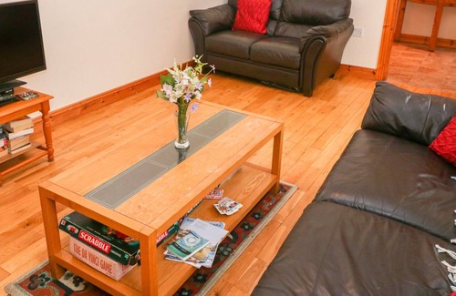 Caherkeen Cottage | MARY AGNES COTTAGE, pet friendly in Allihies, County Cork