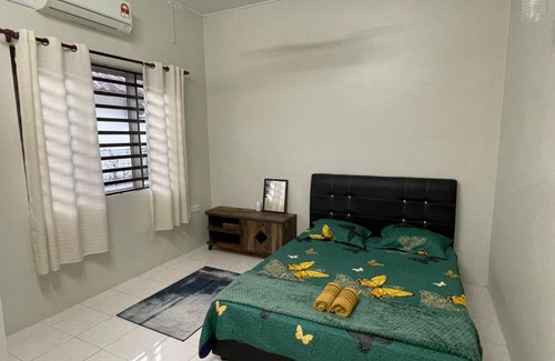Desa Manjung Raya House | Maryam Homestay Lumut