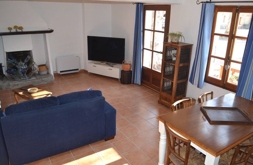 Alenya House | Mas Catalan: charm, authenticity & comfort by the sea