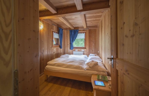 Rabbi Ski Chalet | MAS DE LA BOLP, MOUNTAIN CHALET