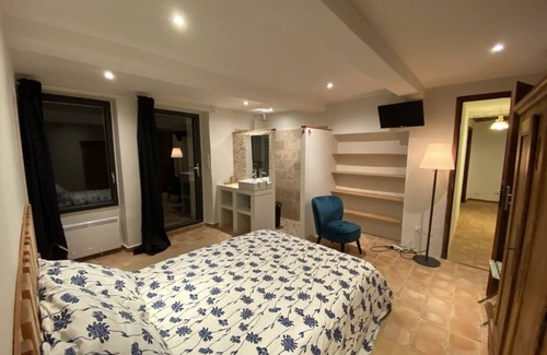 Bedoin Other | Mas du LOop: with heated swimming pool on large grounds surrounded by nature
