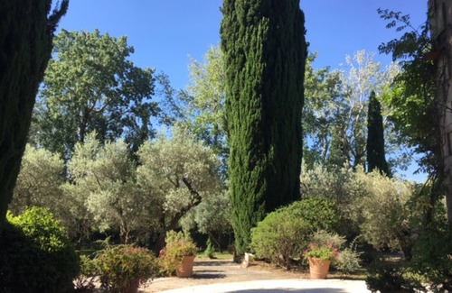 Fontvieille Villa | Mas Julian Provence