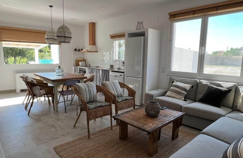 Sant Jaume d'Enveja Cottage | Mas Midó. Masia Restaurada en Delta del Ebro
