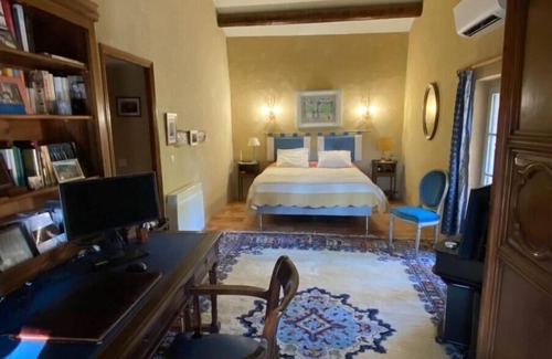 Puymeras Other | Mas Provençal D'exception, Avec Piscine Privée, Billard, Baby Foot, Balnéo