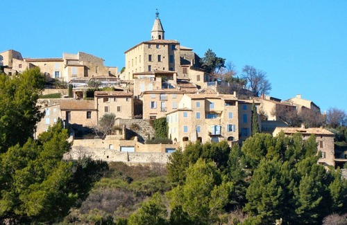 Crillon-le-Brave Villa | Mas Vaucluse - Six Bedroom Villa, Sleeps 12
