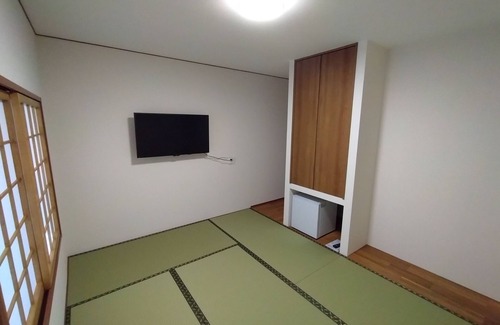 Ayagawa House | Masayoshi Inn English, Chinese, Taiwanese, Japanese available Accommodates up to 8 people