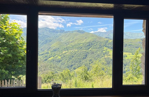Llerandi Cottage | Masi house for 4 people