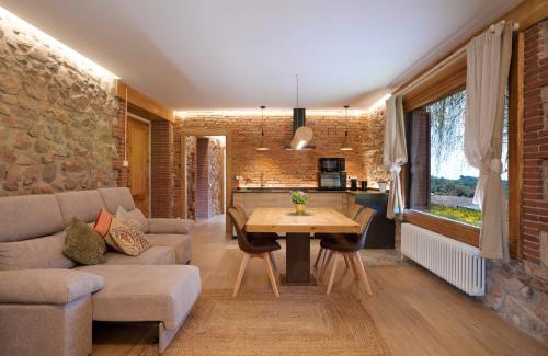 Arbucies House | Masia de Can Ferrer