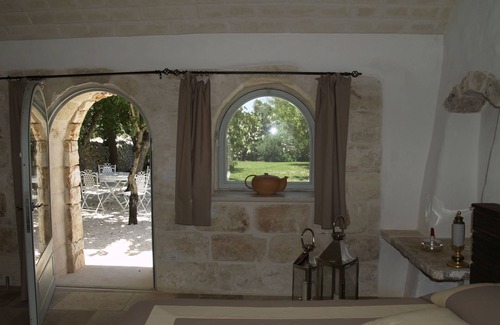 Ceglie Messapica Bed & Breakfast | Masseria Camarda 5-star Farmhouse