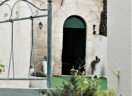 Sogliano Cavour Villa | Masseria Dimora del viandante - by Click Salento