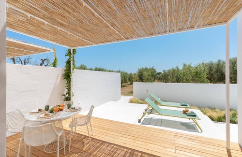 Fasano Villa | Masseria Pensato Suite Carrubo With Privated Pool