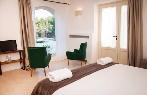 Martina Franca Bed & Breakfast | Masseria San Michele with pool in Martina Franca, Puglia
