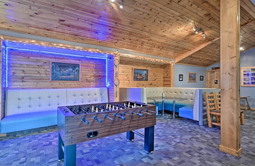 Hatfield Cabin | Massive Hatfield 'Loon Lodge' w/Roller Rink