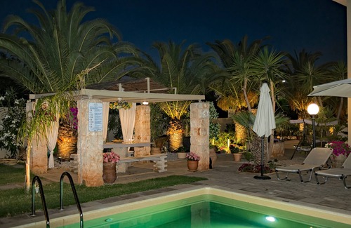 Kalathas Villa | Massive Luxury Villa*private heated pool*Perfect 4 large groups up to 16 guests