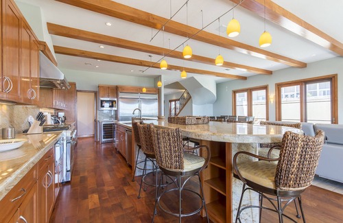 South Padre Island House | Massive Oceanfront Townhouse w/Private Pool! Dog-Friendly, Sleeps 20!