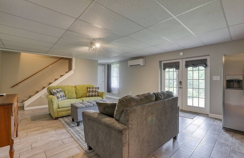 Alexander Cabin | Massive Real Cabin! 3500 SF, Up to 16 guests! Mountain Views, Firepit, HOT TUB!