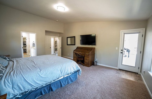 Bend House | Master Bedroom and bath, Between Bend and Redmond