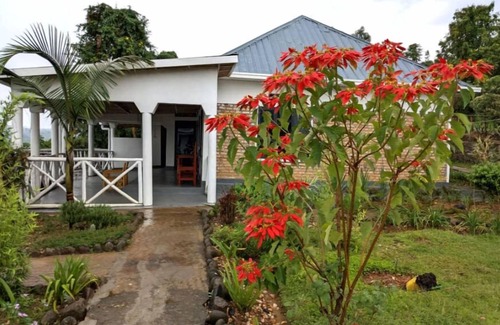 Ruhondo Apartment | MASTER ROOM located in Lake view and Volcanos view
