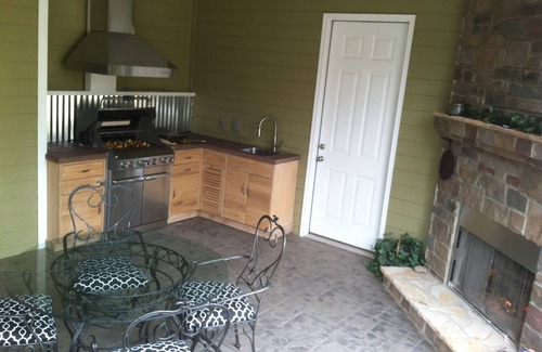 Grovetown House | Masters Week '25 - Comfortably Sleeps 12 guests - 5000s.f. on 12+ acres