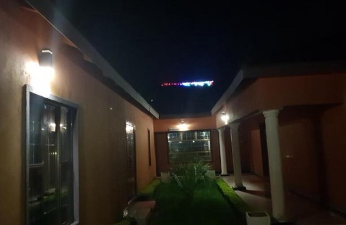 Francistown House | Mathlyn Guest House