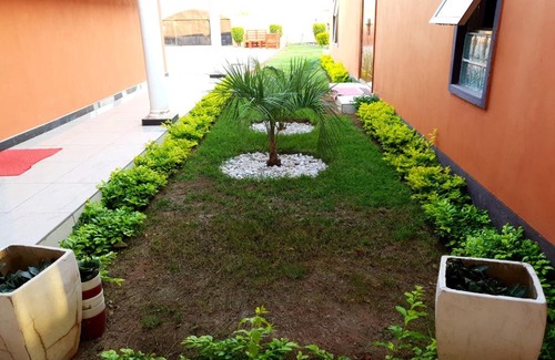 Francistown House | Mathlyn Guest House