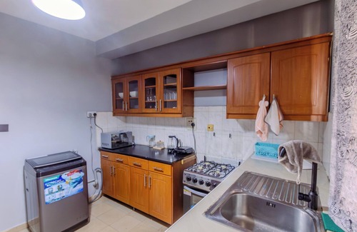 Kampala House | Matinza Homes, Makerere - 10min Drive to KLA City Wi-Fi Included 2