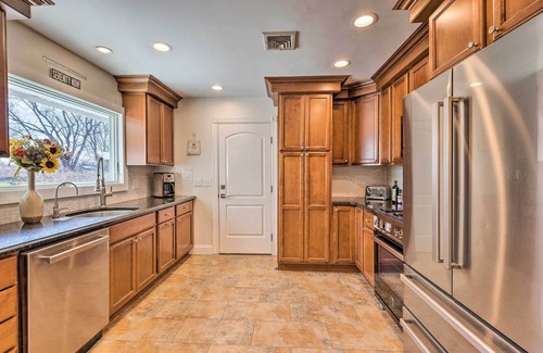 Mattituck House | Mattituck Home w/Fireplaces - Near Wineries