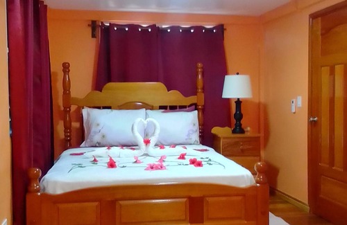 Gales Point Apartment | Matty's Beachfront Downstairs Apartment - AC, Swimming Pool Access …