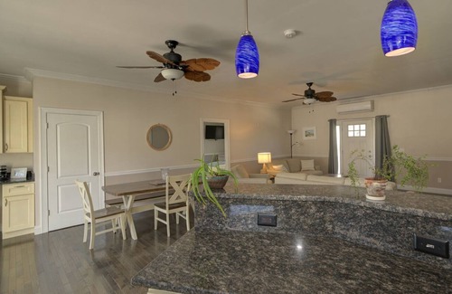 Matunuck Cottage | Matunuck Beach Cottage. Close to beach with plenty of ammenities.