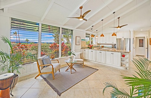 Kaanapali Cottage | Maui Sunset Cottage in Kaanapali with Ocean Views!